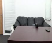 Милая немецкая брюнетка участвует в порно кастинге